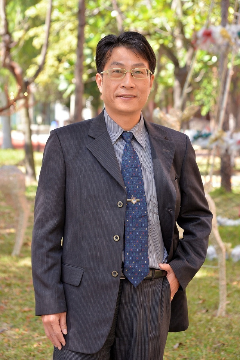 校長